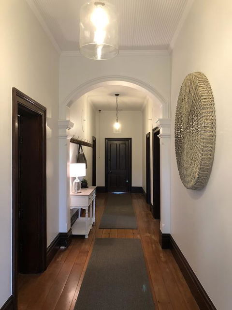 The Little Cooking School And Accommodation - Kawana Tourism 1