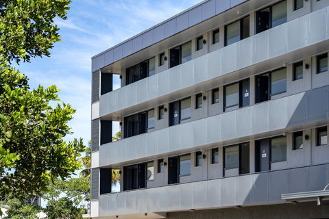 The Mid Pacific - Kawana Tourism 1