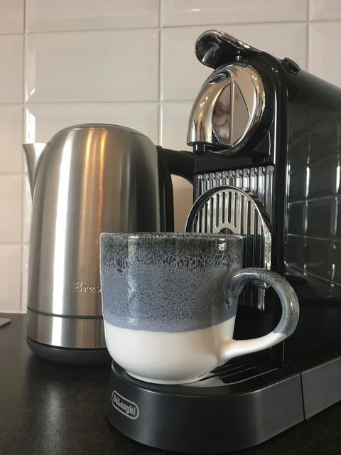 The Neo Stylish Central Apartment With Aircon Courtyard And Netflix - Kawana Tourism 3