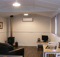 The Old School House BnB - Kawana Tourism