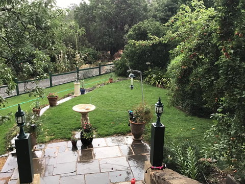 The Olde Devonshire House - Kawana Tourism 1