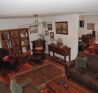 The Pommy Tree - Kawana Tourism