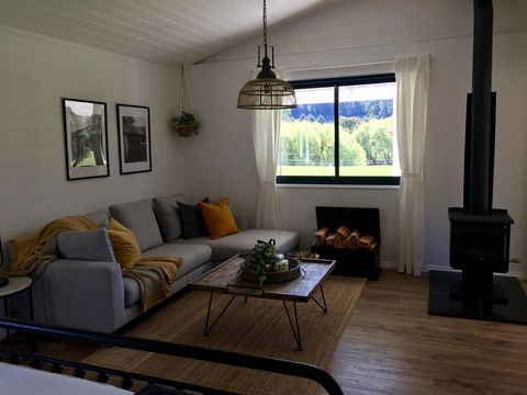 The Retreat - Kawana Tourism 3