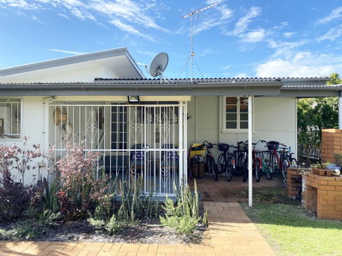 The Shack - Kawana Tourism 0