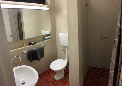 The Stuart Hotel-Motel - Kawana Tourism 1