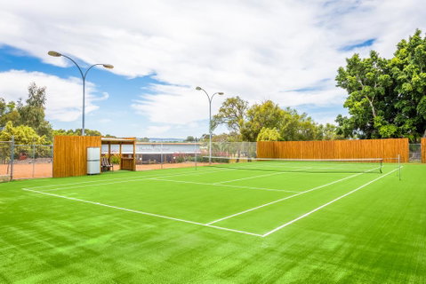 The Swan Valley Retreat - Kawana Tourism 1