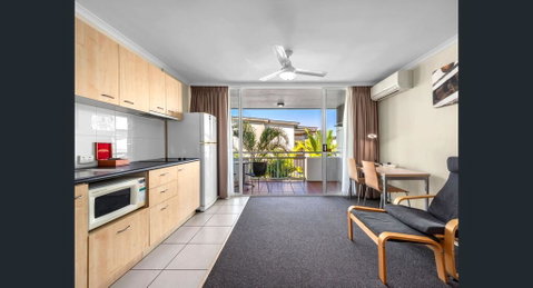The Wellington Apartment Hotel - Kawana Tourism 3
