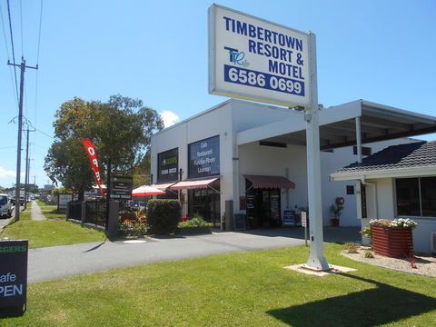 Timbertown Resort And Motel - Kawana Tourism 0