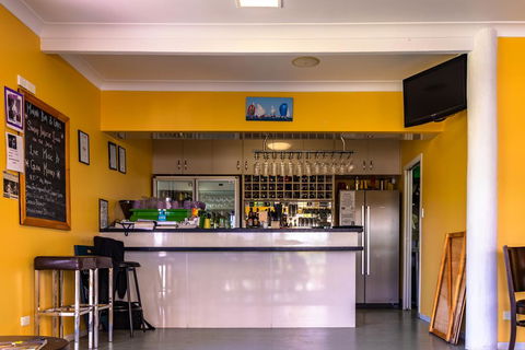 Tin Can Bay Marina Villas - Kawana Tourism 1