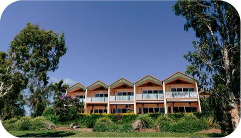 Tinaroo Lake Resort - Kawana Tourism 3