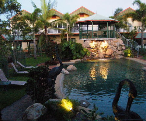 Tinaroo Lake Resort - Kawana Tourism 0