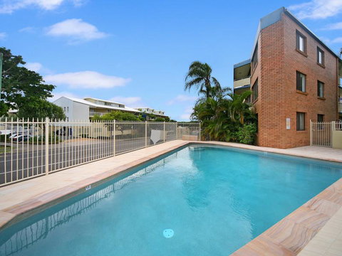 Tindarra Apartments - Kawana Tourism 0
