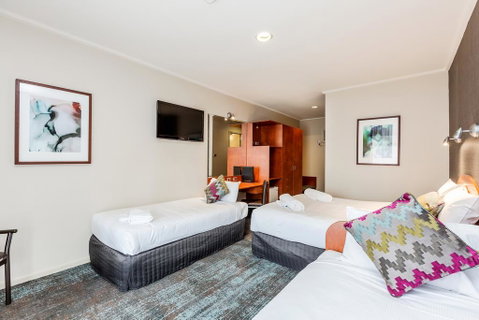 Tonsley Hotel - Kawana Tourism 3