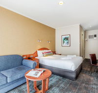 Tonsley Hotel - Kawana Tourism