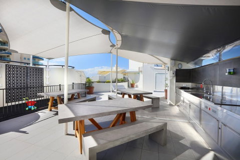 Top Floor Unit At The Caribbean Resort Mooloolaba - Kawana Tourism 1