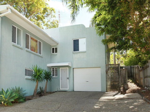 Toorumbee 4/38 - 3 BDRM Pet Friendly,  Townhouse - Kawana Tourism 2