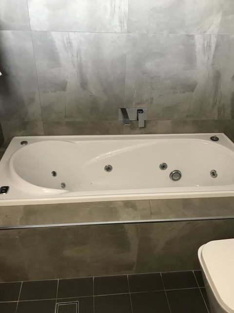 Town & Country Motor Inn - Kawana Tourism 3