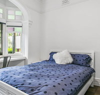 Tribeca on West Executive Escape - Kawana Tourism