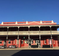 Tumut Star Hotel - Kawana Tourism