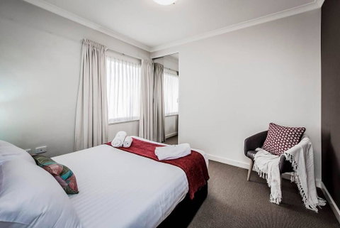Two Bedder With Parking Close To Perth City Centre - Kawana Tourism 3