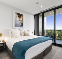 Tyrian Albert Park Lake - Kawana Tourism