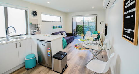 U101 Brunswick Living Brand New Deluxe Balcony Apartment Close To Airport And CBD - Kawana Tourism 0
