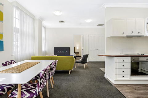 ULTIQA Rothbury Hotel - Kawana Tourism 1