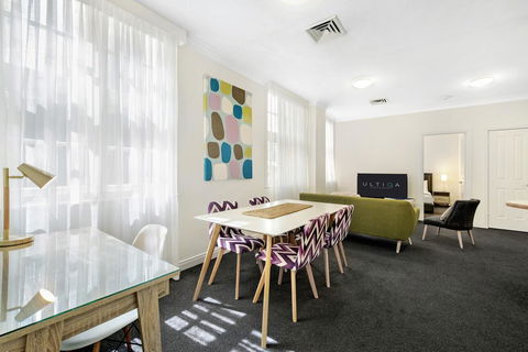 ULTIQA Rothbury Hotel - Kawana Tourism 2