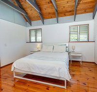 Unique Getaway 300m to Bribie Foreshore Bongaree - Kawana Tourism