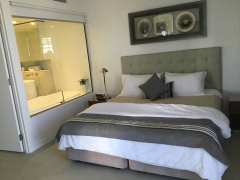 Upmarket Resort At Oracle Broadbeach URGC - Kawana Tourism 3