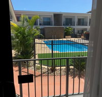 Velocity Motel  Bistro-TWA - Kawana Tourism