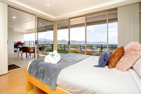VIEWS ON ELSHEBY - Kawana Tourism 1