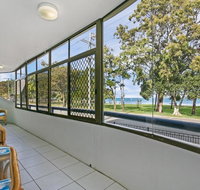 Views Pool Air Conditioning - Karoonda Sands Welsby Pde Bongaree - Kawana Tourism