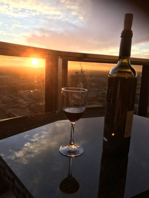 VUE Penthouse On King William - Kawana Tourism 2