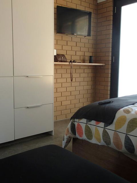 Wahgunyah Motel - Kawana Tourism 3