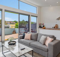 Walk to Salamanca Queens Cottage LUX 3bdm Queens Cottage - Kawana Tourism