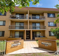 Walk to Surf Beach Club and Shops - Sands Court Boyd St Woorim - Kawana Tourism