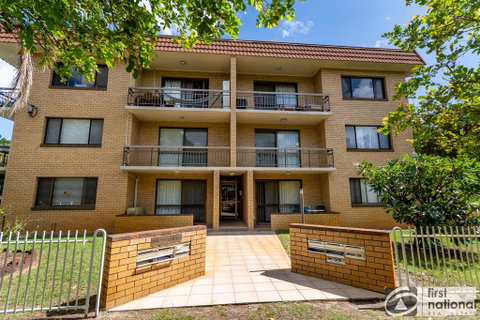 Walk To Surf Beach, Club And Shops - Sands Court Boyd St, Woorim - Kawana Tourism 0