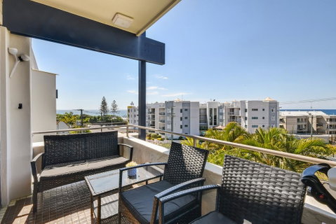 Warroo15 - Kawana Tourism 2