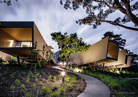 Hepburn Springs Escape - Kawana Tourism 19