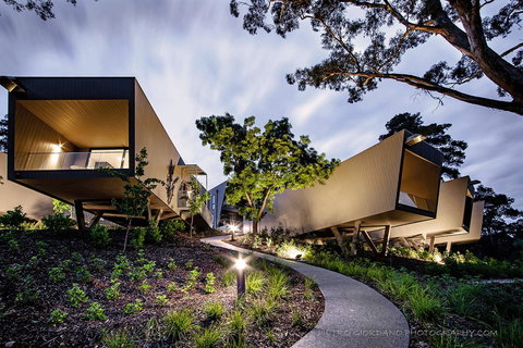 Hepburn Springs Escape - Kawana Tourism 0