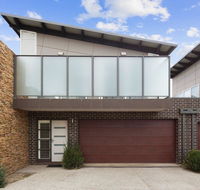 Central to Cowes - Kawana Tourism
