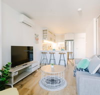 Plush 2BR CBD Apartment Near Southern Cross - Kawana Tourism