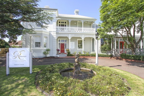 The Riversleigh - Kawana Tourism 9