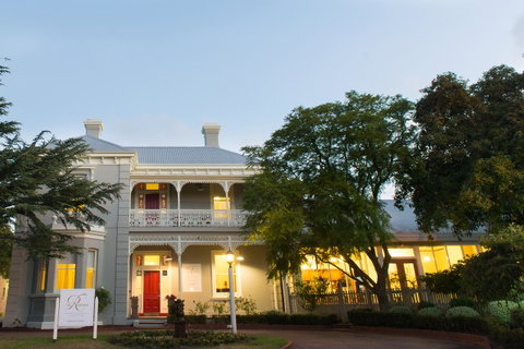 The Riversleigh - Kawana Tourism 23