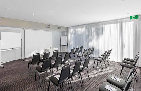 Park Regis Griffin Suites - Kawana Tourism 24