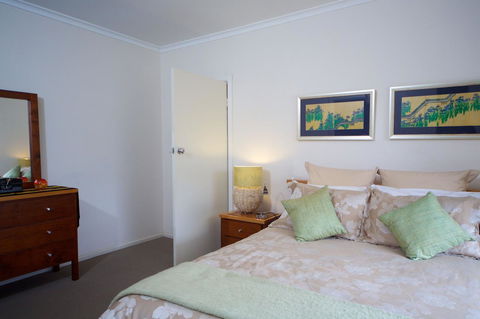Healesville Apartments - Kawana Tourism 27