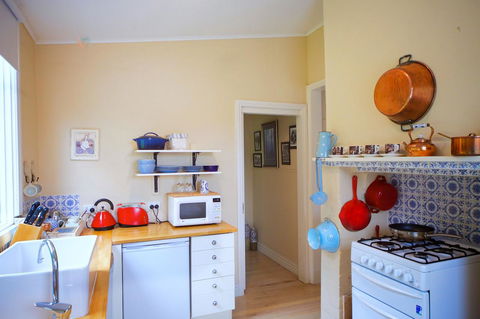 Healesville Apartments - Kawana Tourism 18