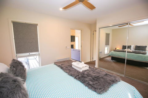 Amber Mist Villa Two - Kawana Tourism 11
