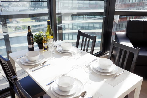 Auzzie Apartments Docklands, Melbourne - Kawana Tourism 31